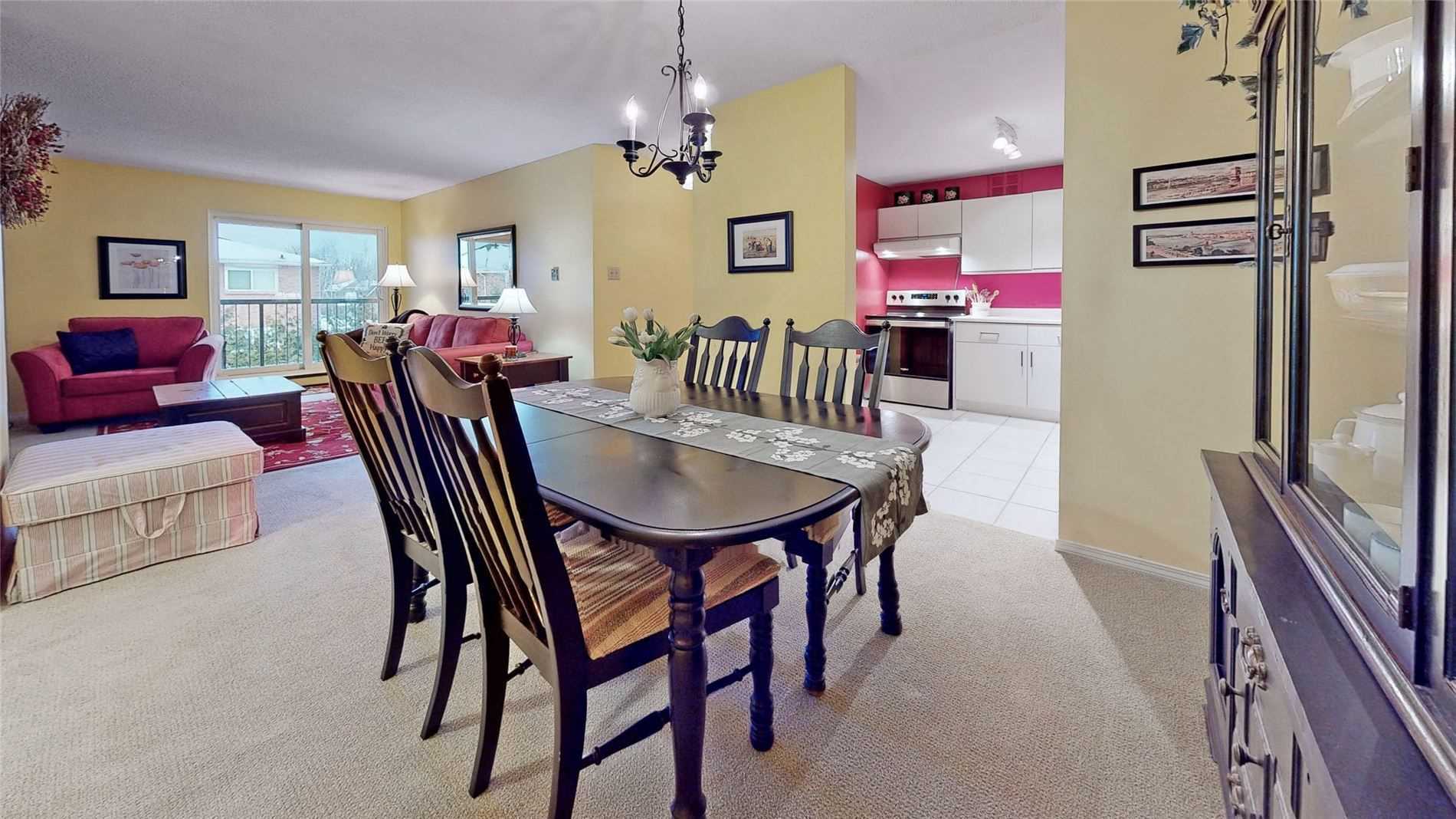 Listing W5935693 - Large Photo # 3