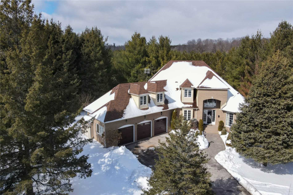 40 Rowley Dr, Caledon
