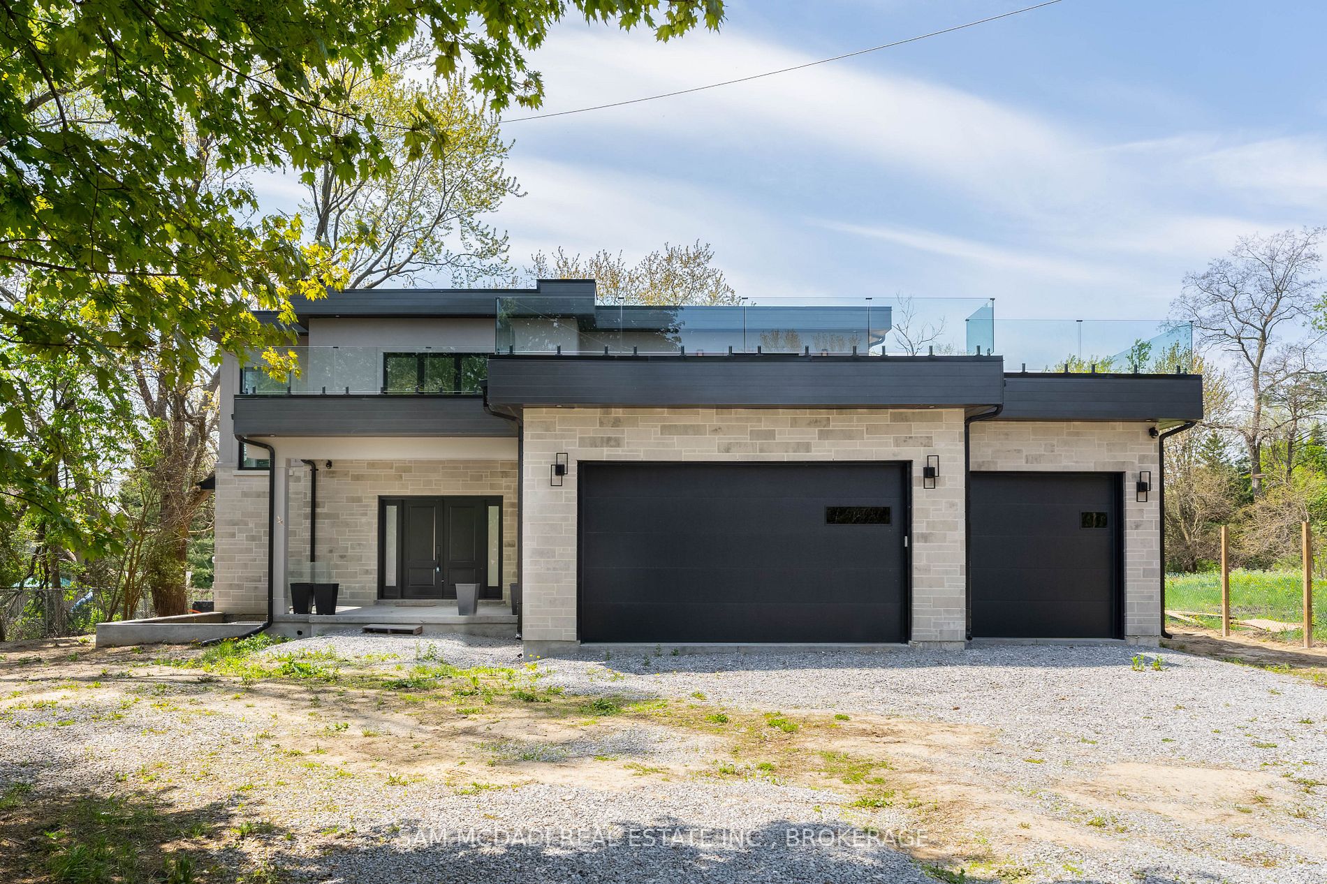 Listing W5935935 - Large Photo # 1