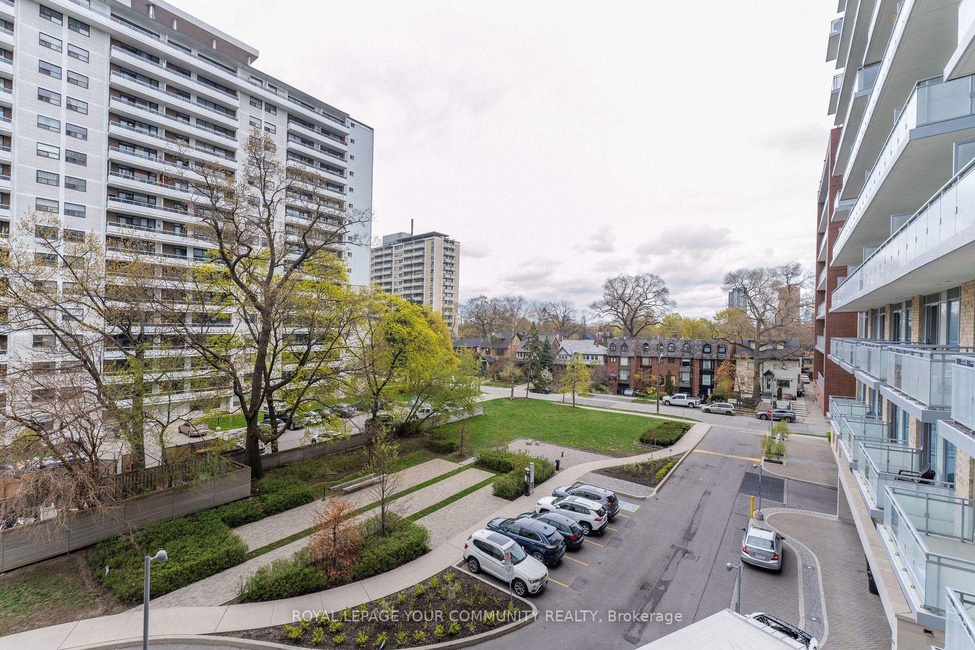 1830 Bloor St W, #439