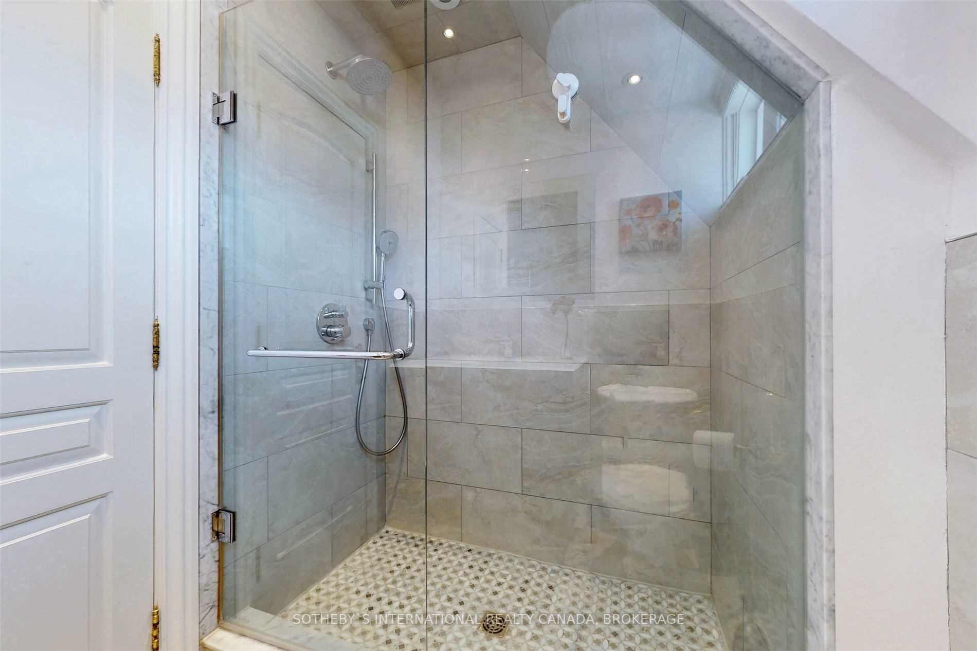 Listing W5936321 - Large Photo # 23