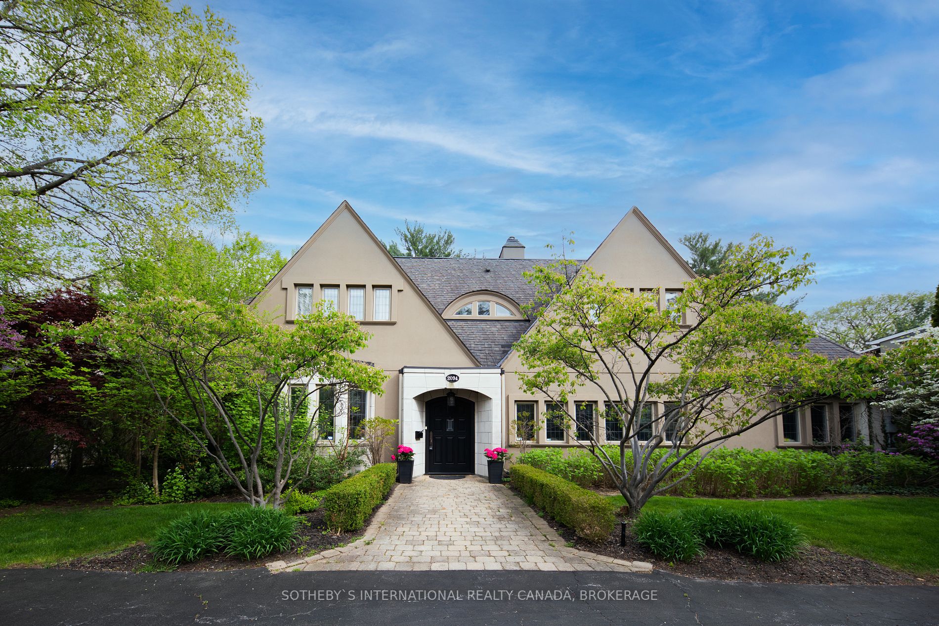 Listing W5936321 - Large Photo # 1