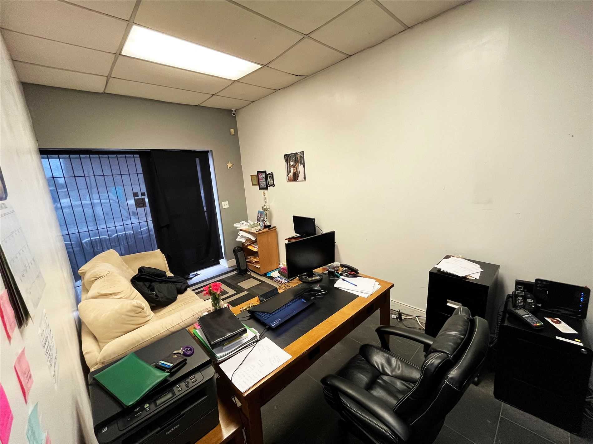 Listing W5936435 - Large Photo # 4