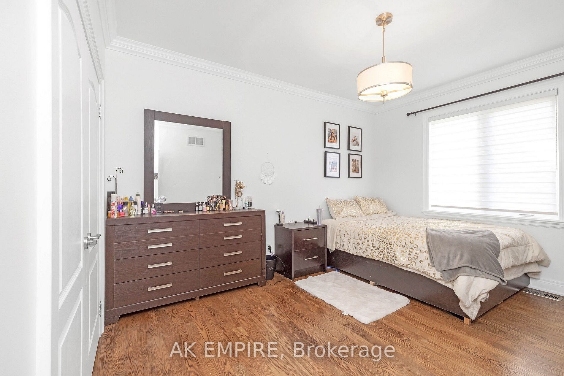 Listing W5936476 - Large Photo # 15