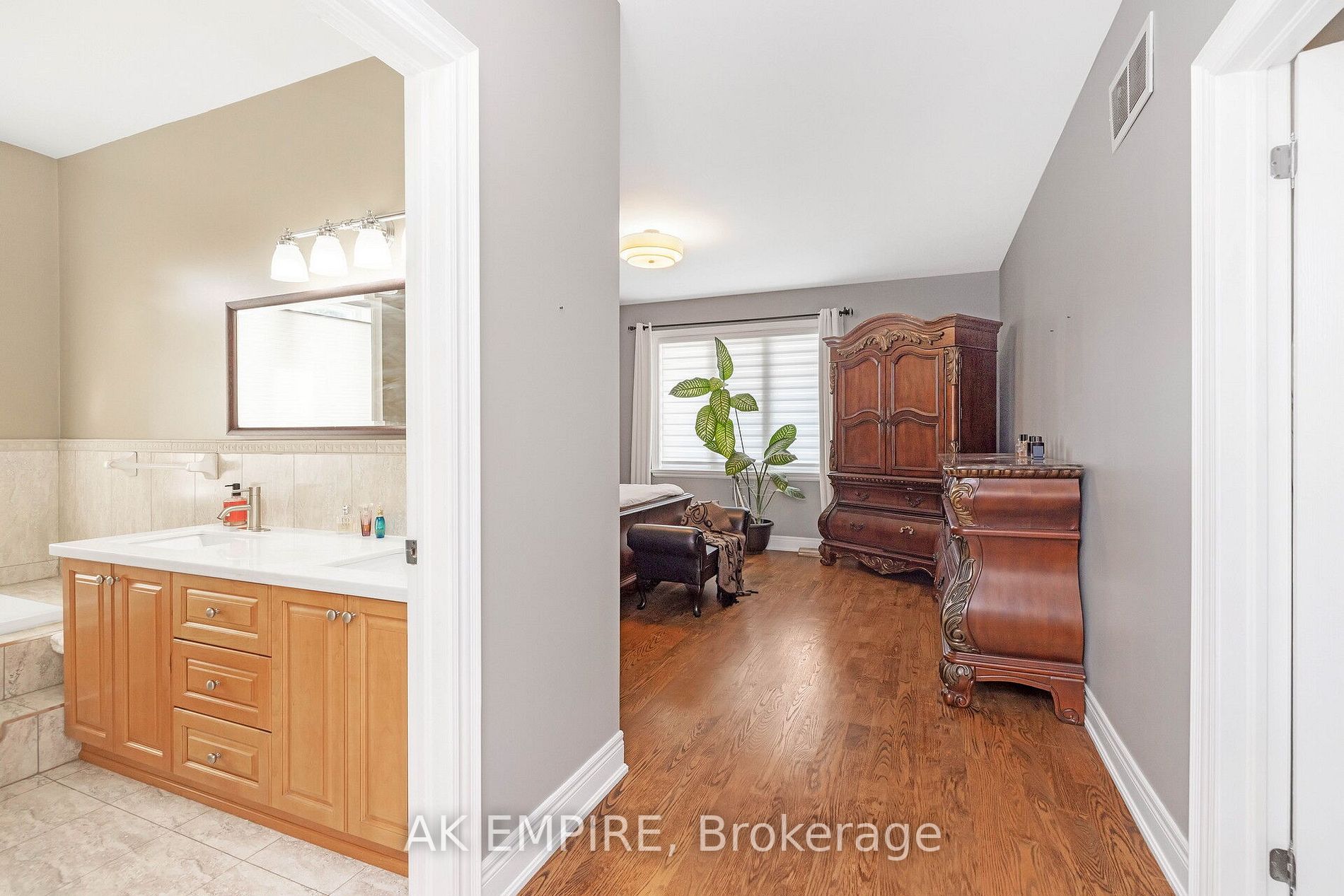 Listing W5936476 - Large Photo # 17