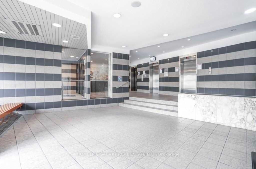 5 San Romano Way, #810