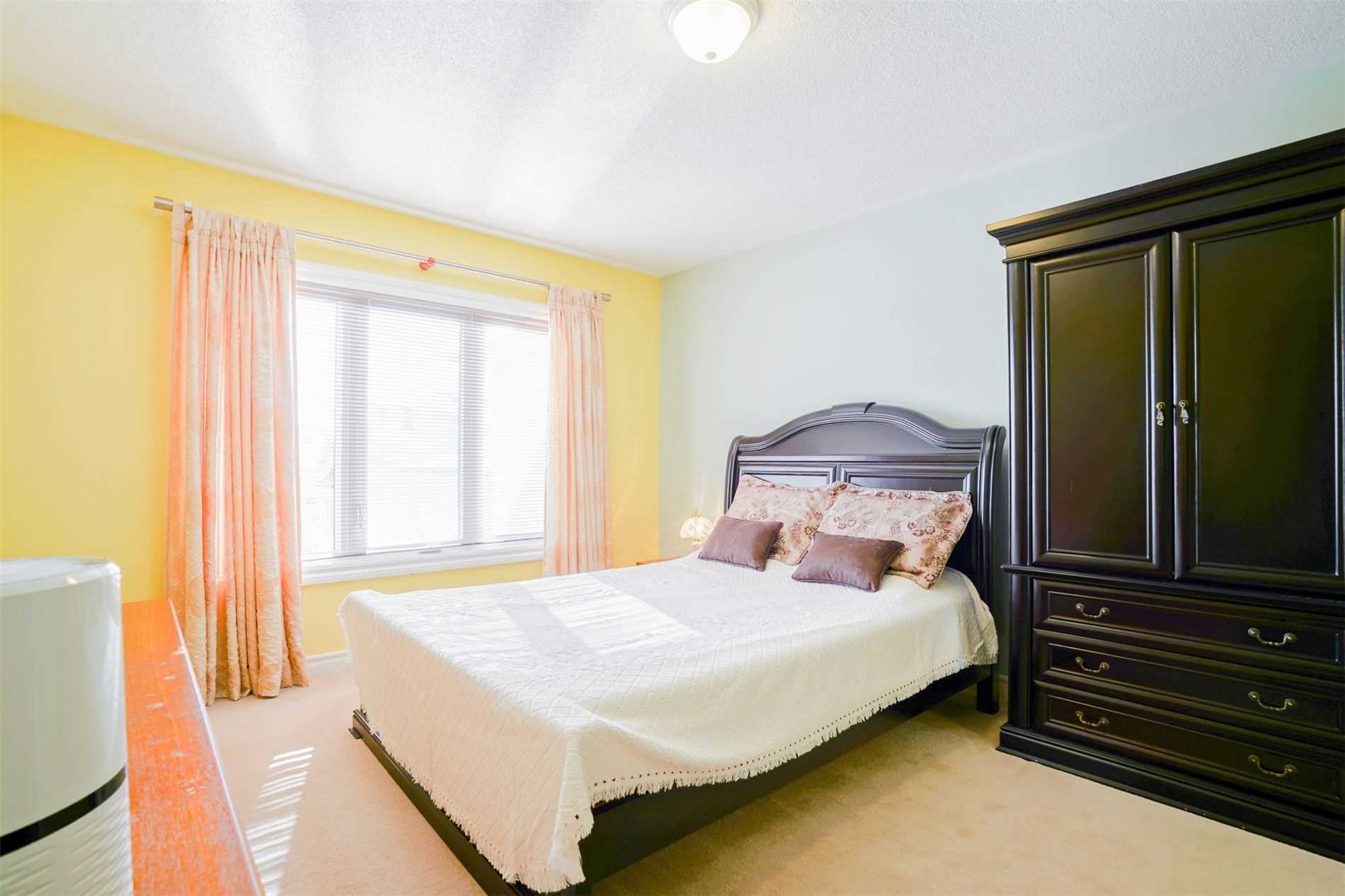Listing W5936713 - Large Photo # 17
