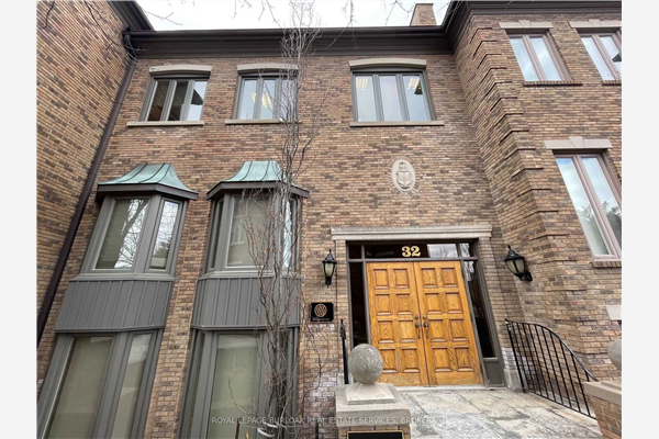 34 Village Place Pl, Mississauga