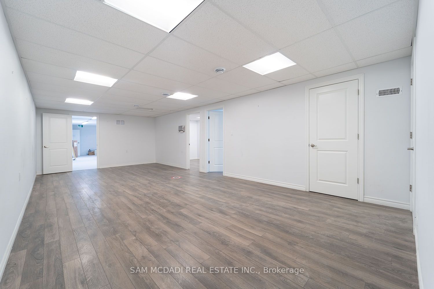 Listing W5937472 - Large Photo # 4
