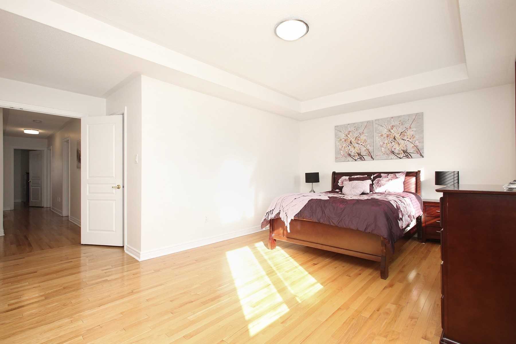 18 Covebank Cres