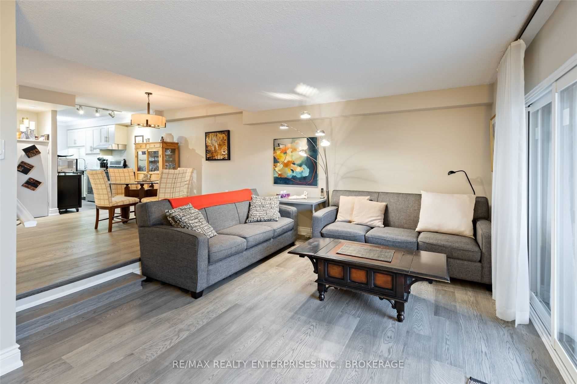 Listing W5937489 - Large Photo # 11