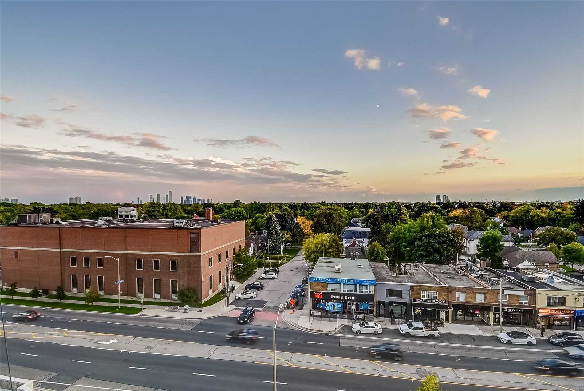 1 Aberfoyle Crescent, #807