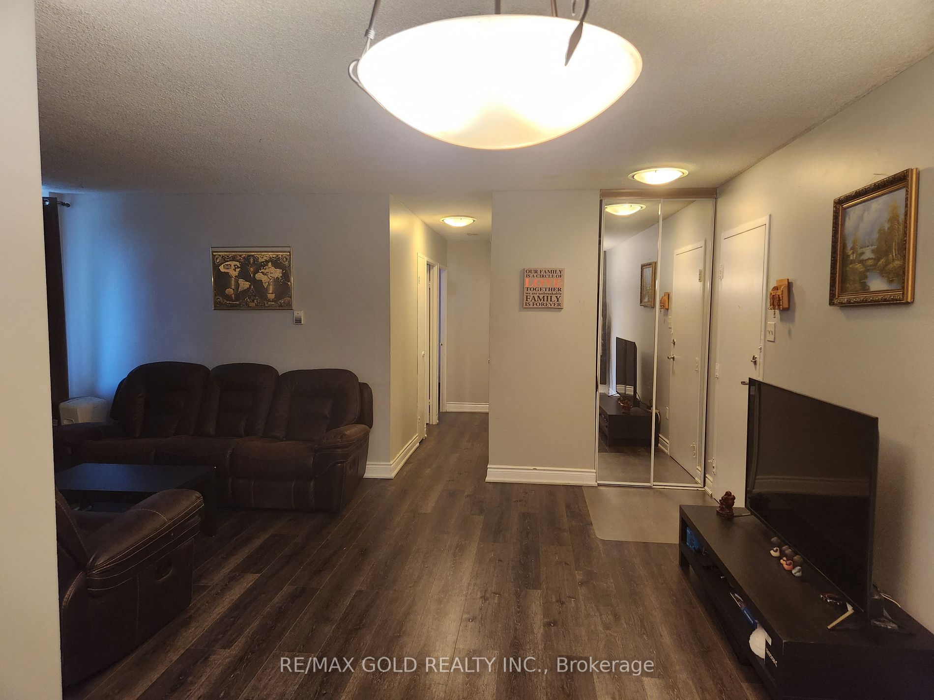 1615 Bloor St E, #210