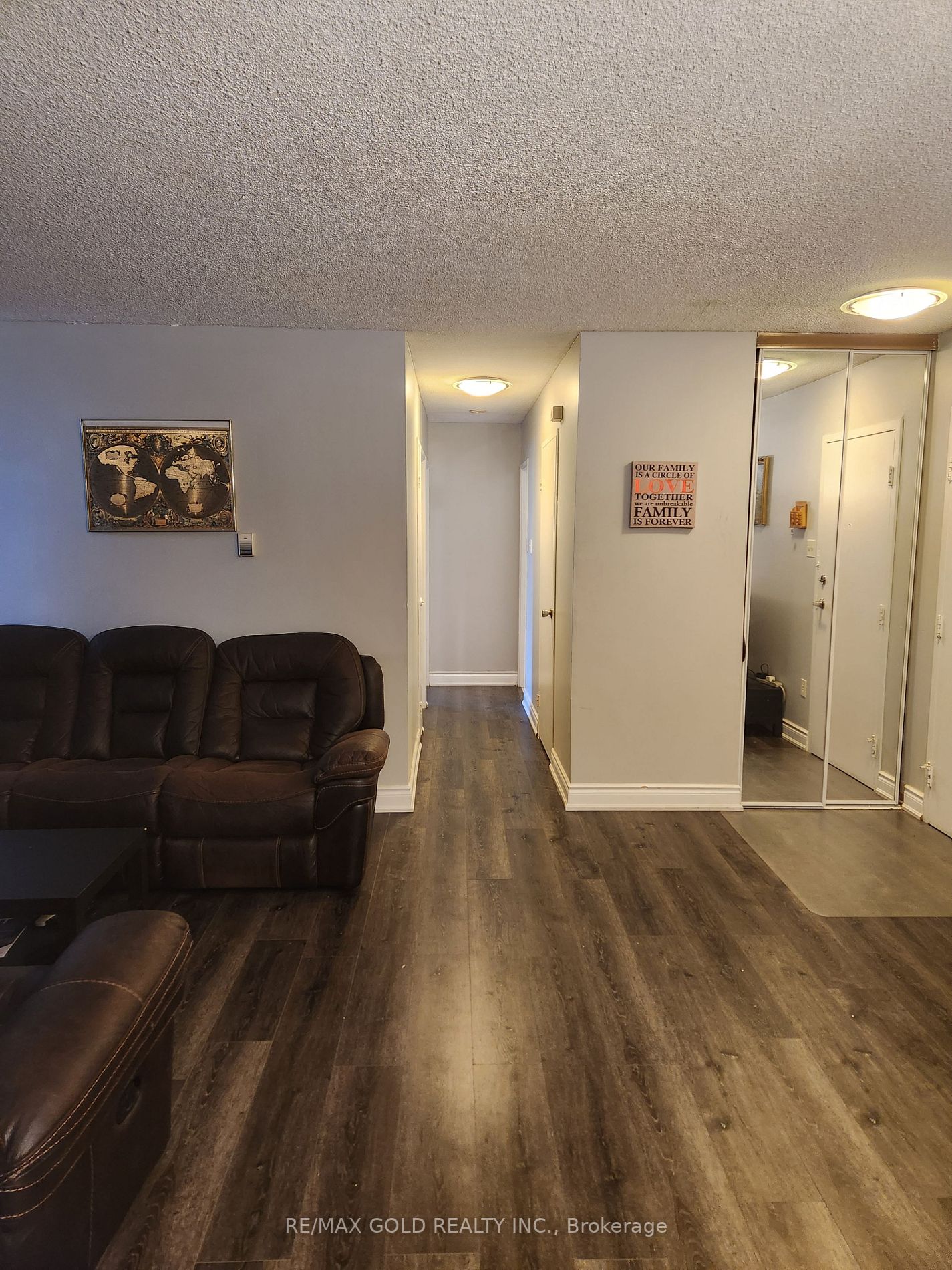 1615 Bloor St E, #210