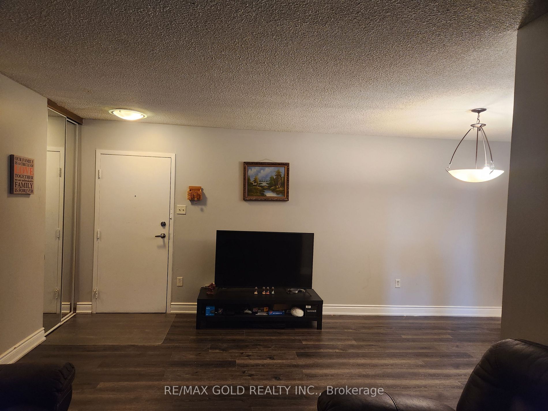 1615 Bloor St E, #210