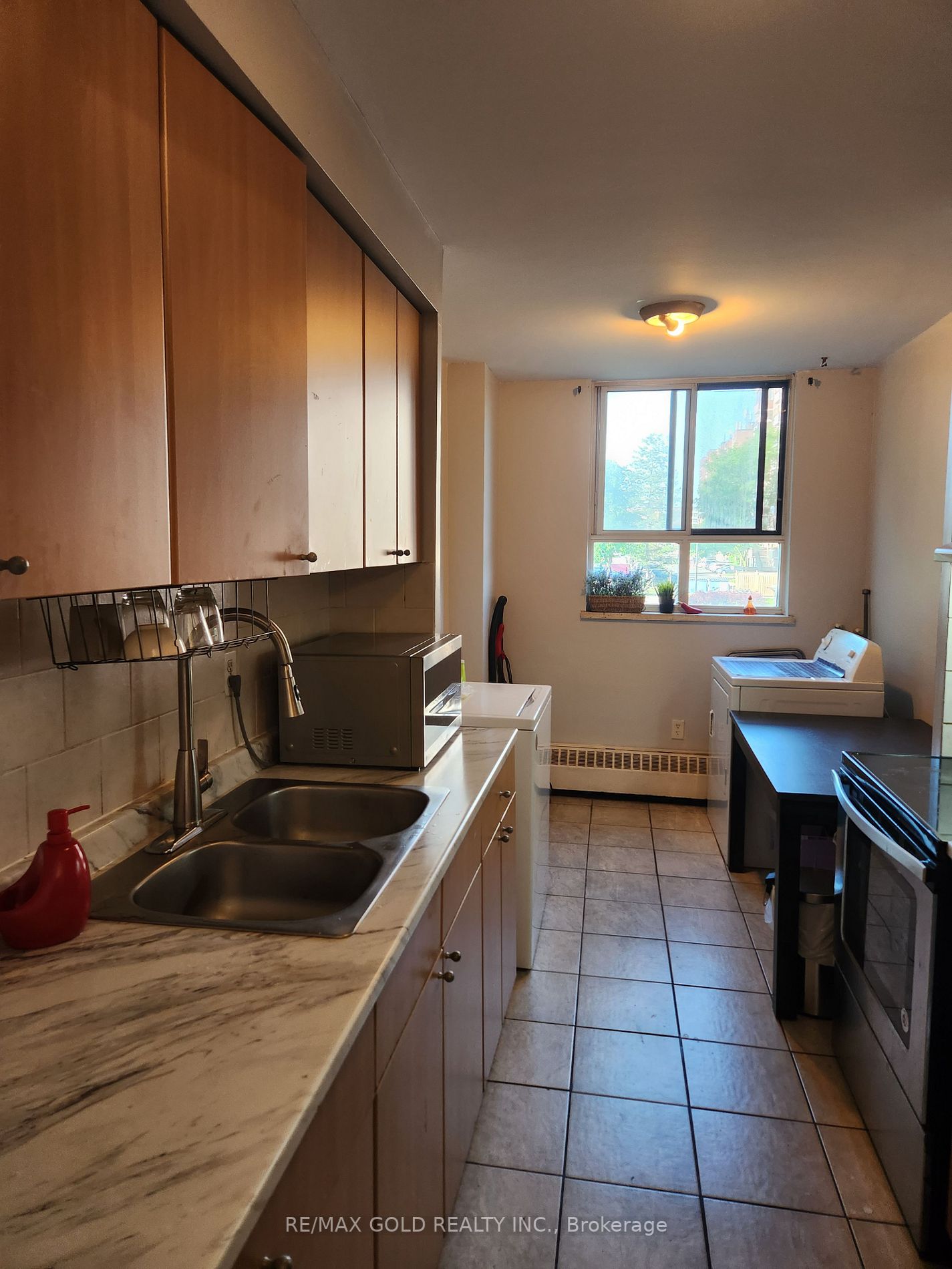 1615 Bloor St E, #210