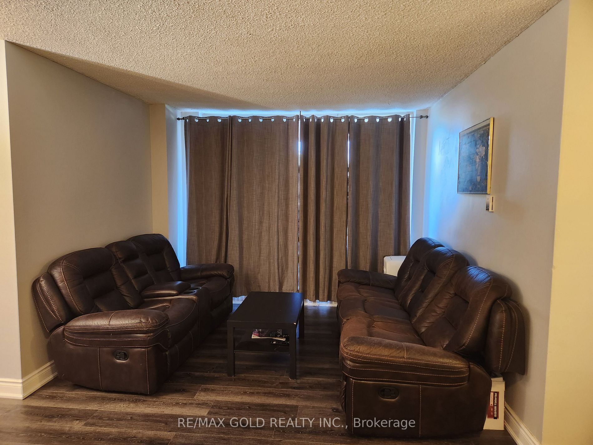 1615 Bloor St E, #210