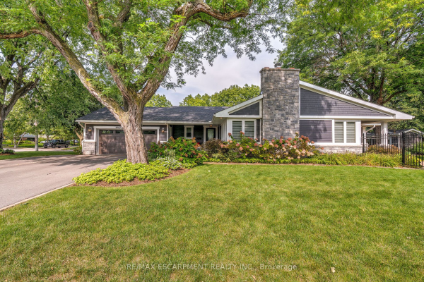 2057 Blairholm Ave, Burlington