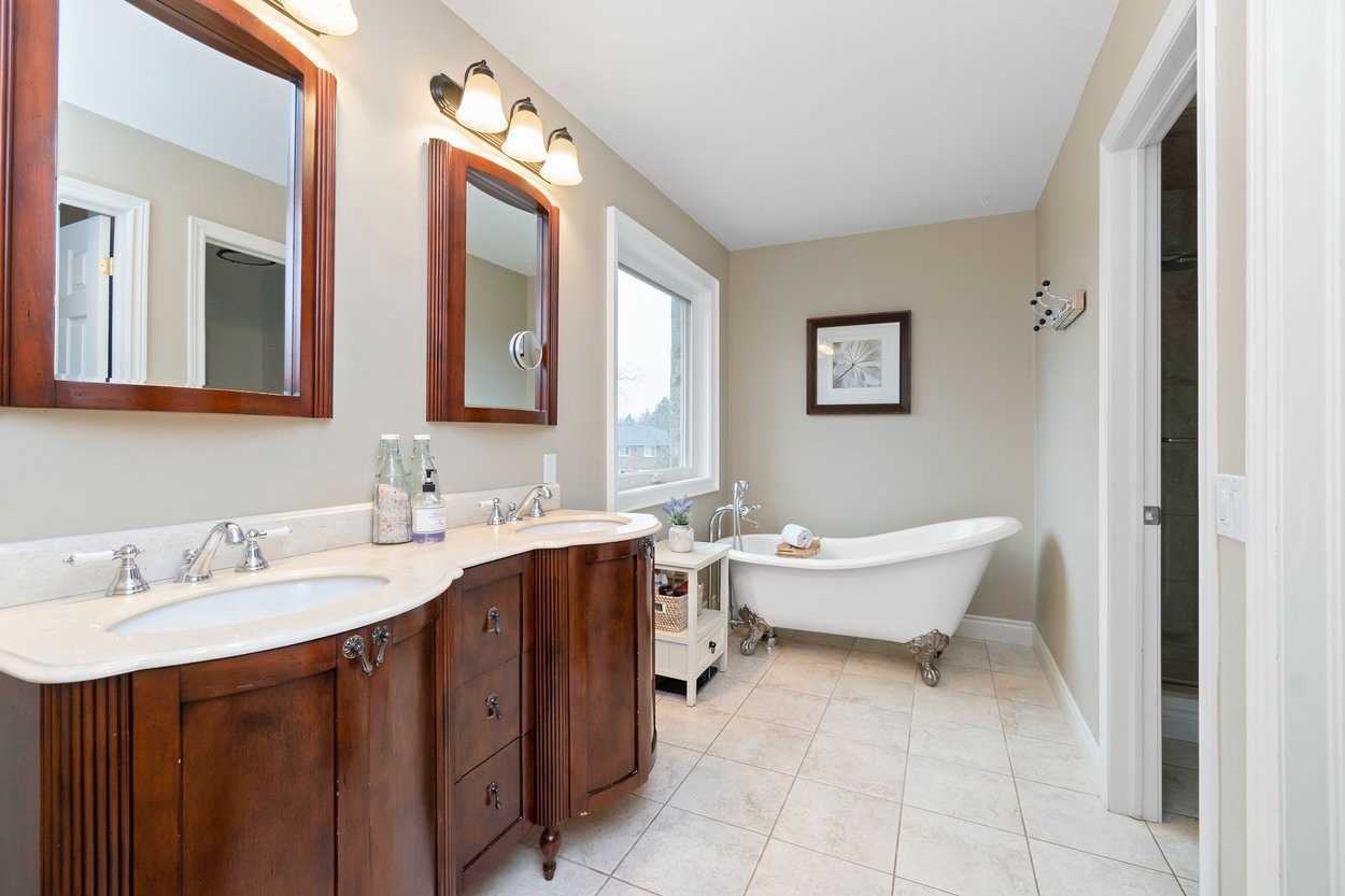 Listing W5937811 - Large Photo # 17