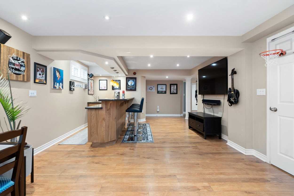 Listing W5937811 - Large Photo # 26