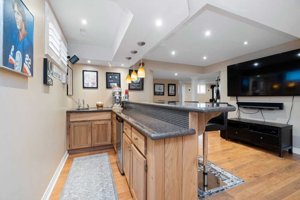 Listing W5937811 - Large Photo # 27