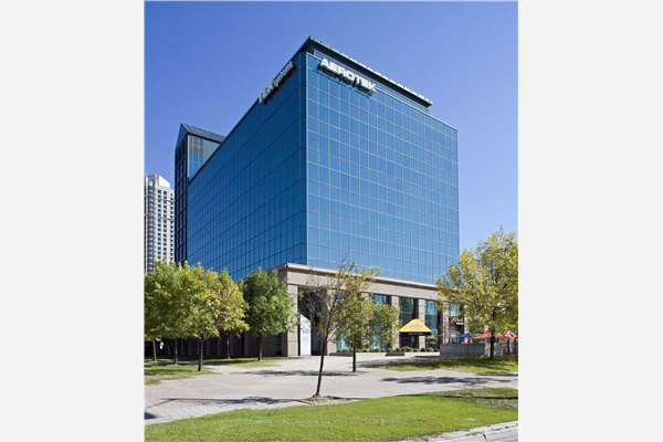 350 Burnhamthorpe Rd W, Mississauga