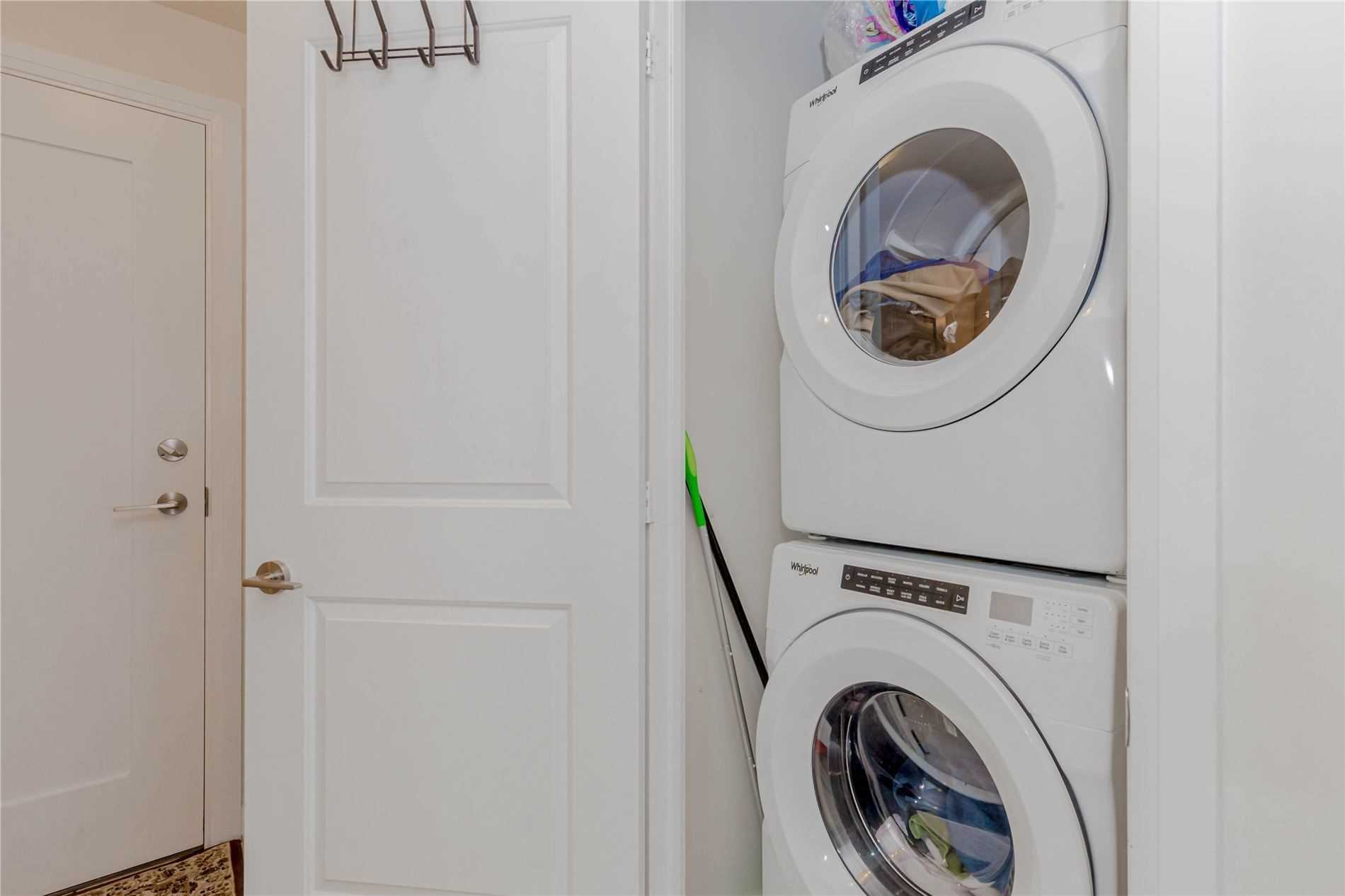 35 Watergarden Dr, #413