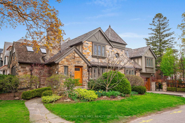 231 Grenview Blvd S, Toronto