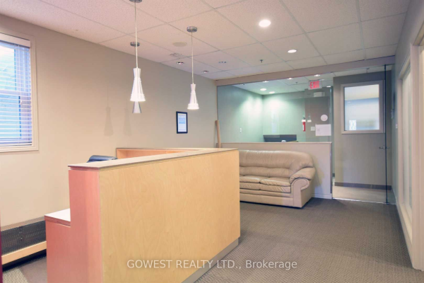 204 Queen St S, Mississauga
