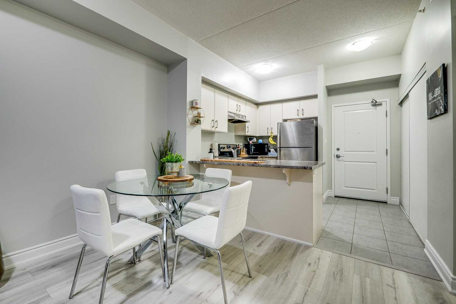Listing W5938715 - Large Photo # 11