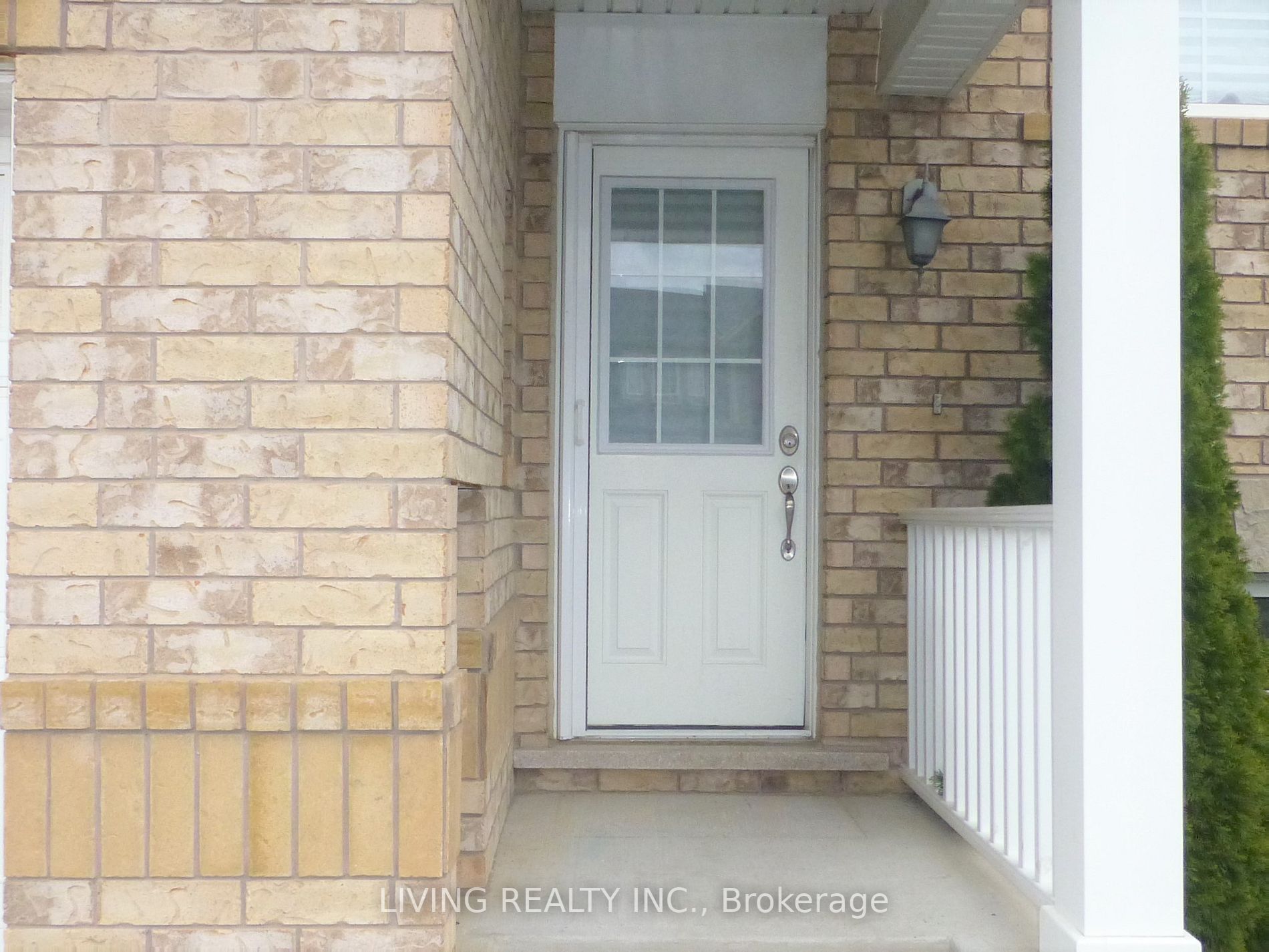 348 Chuchmach Close