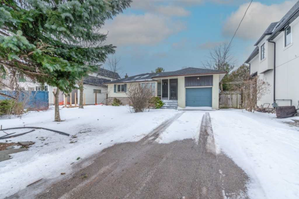 398 Tennyson Dr, Oakville