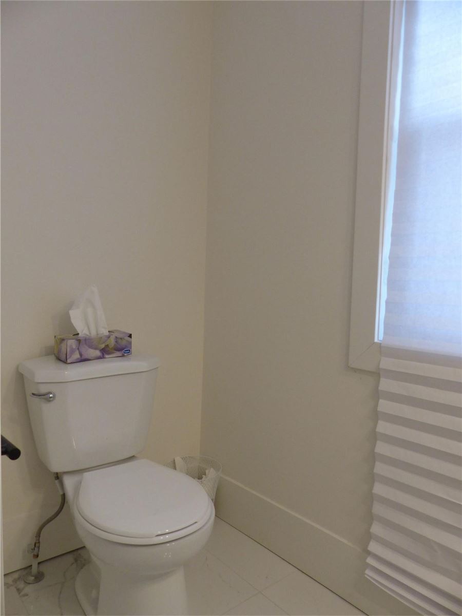 Listing W5939775 - Large Photo # 10