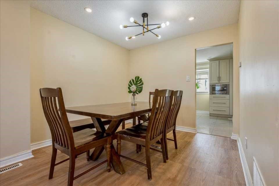 Listing W5939841 - Large Photo # 10