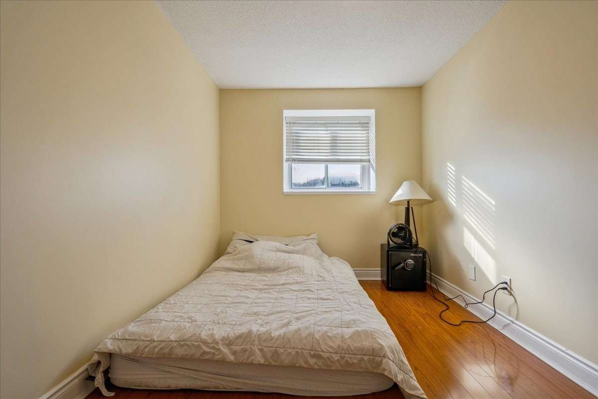 Listing W5939841 - Large Photo # 19