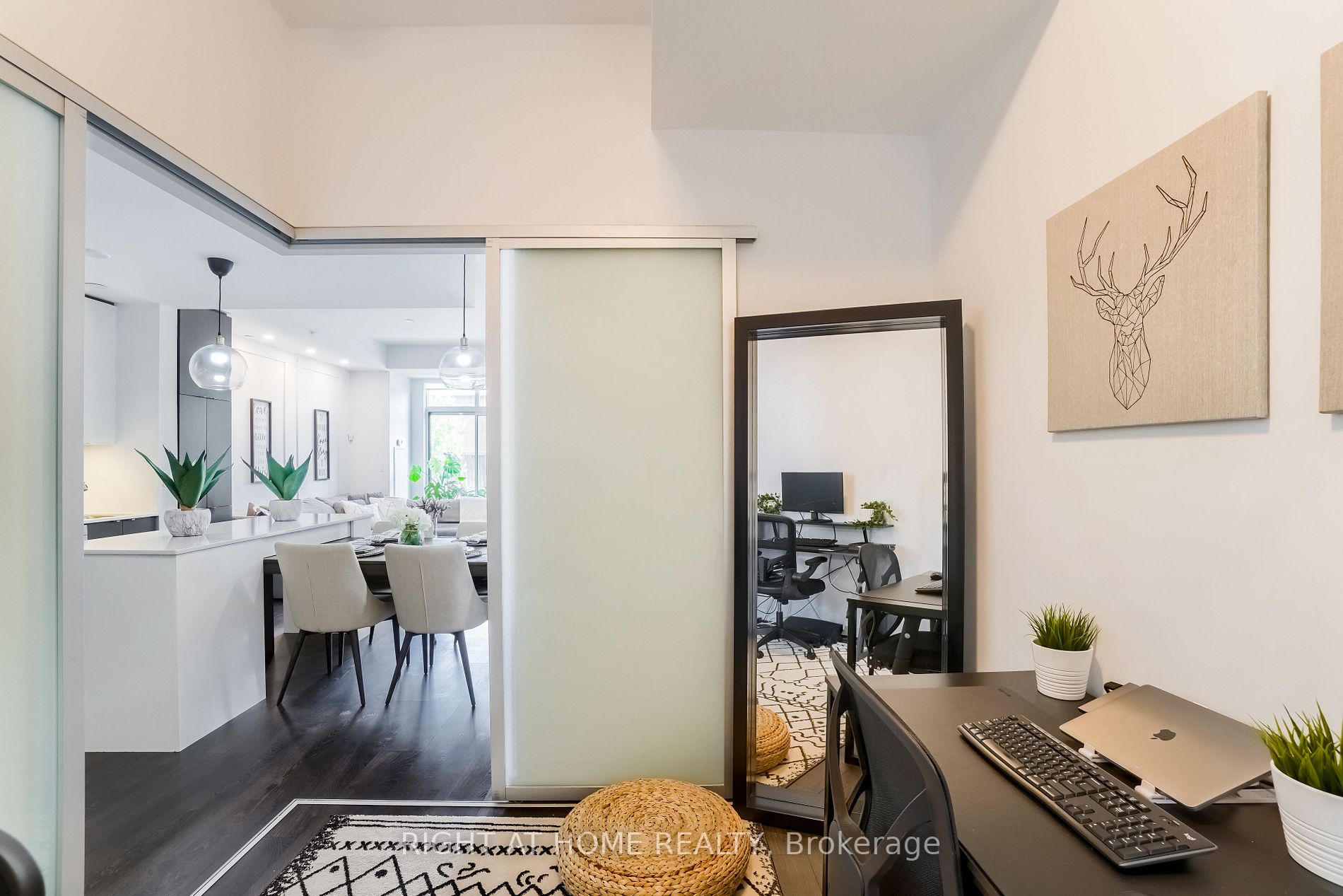 5260 Dundas St, #C221