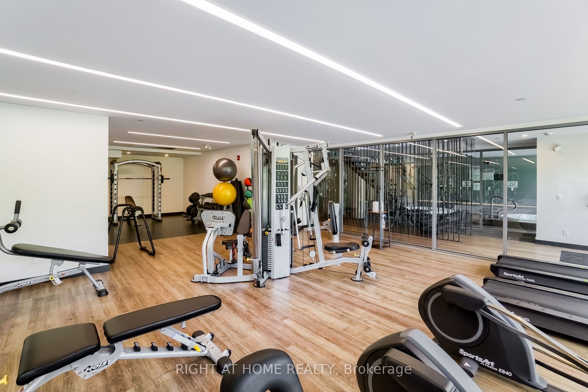 5260 Dundas St, #C221