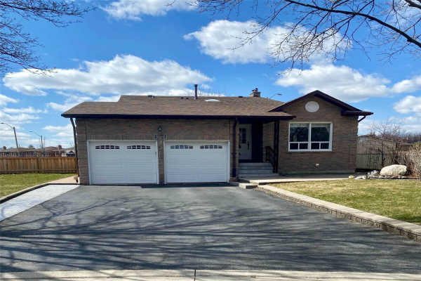 1071 Rowan Crt, Mississauga