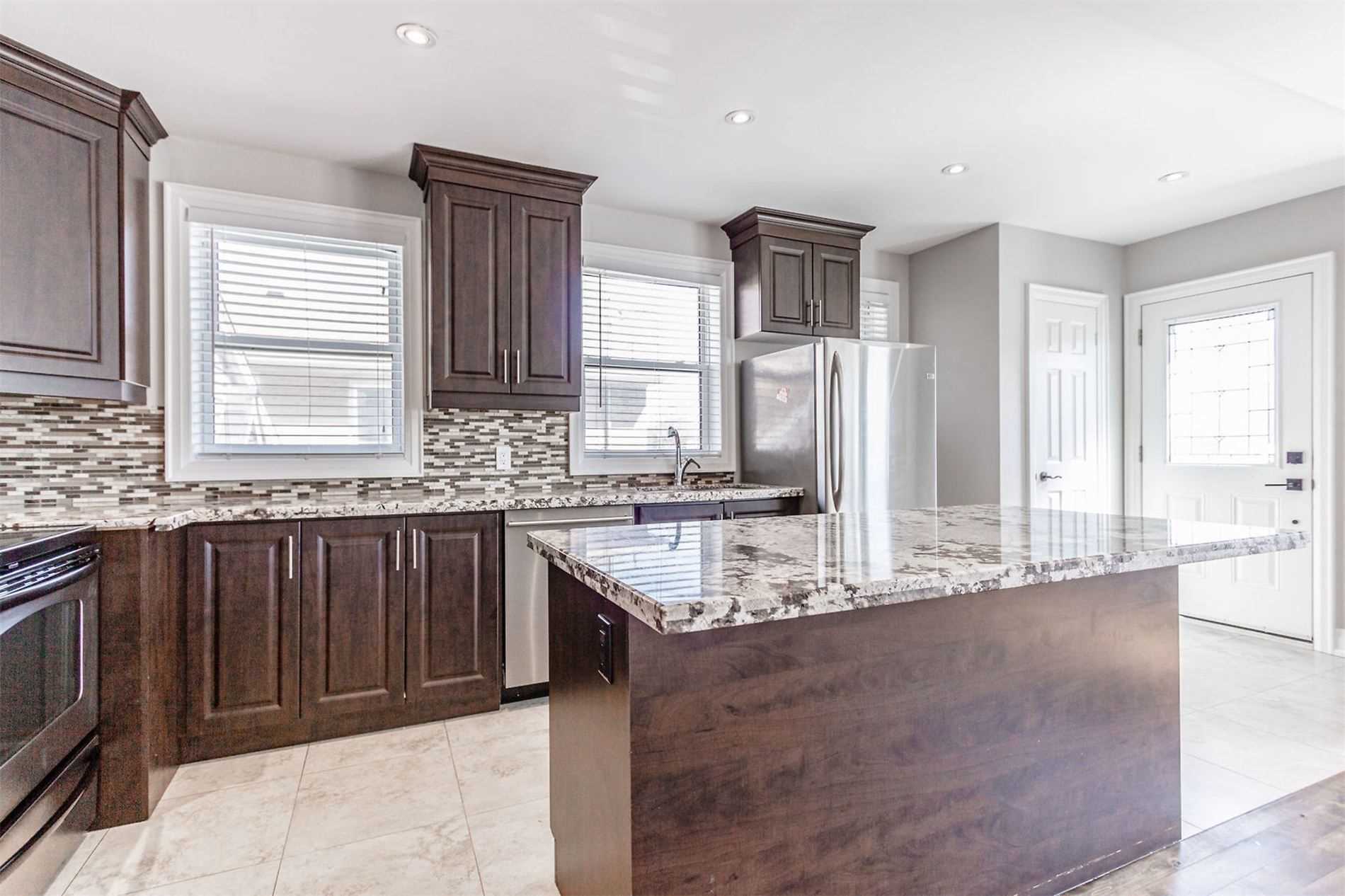 Listing W5940425 - Large Photo # 13