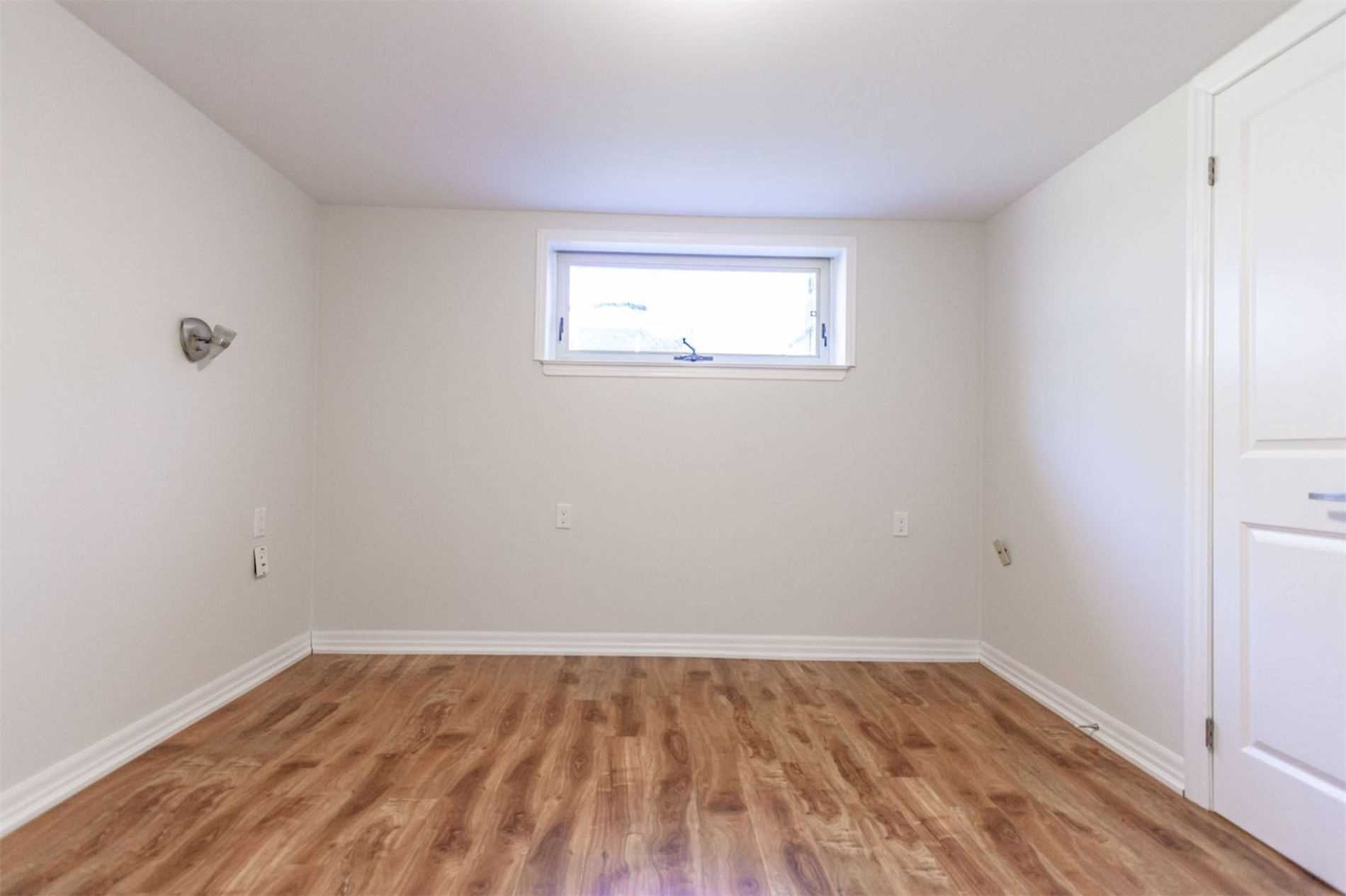 Listing W5940425 - Large Photo # 32