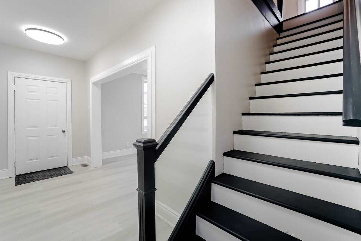 86 Mill St