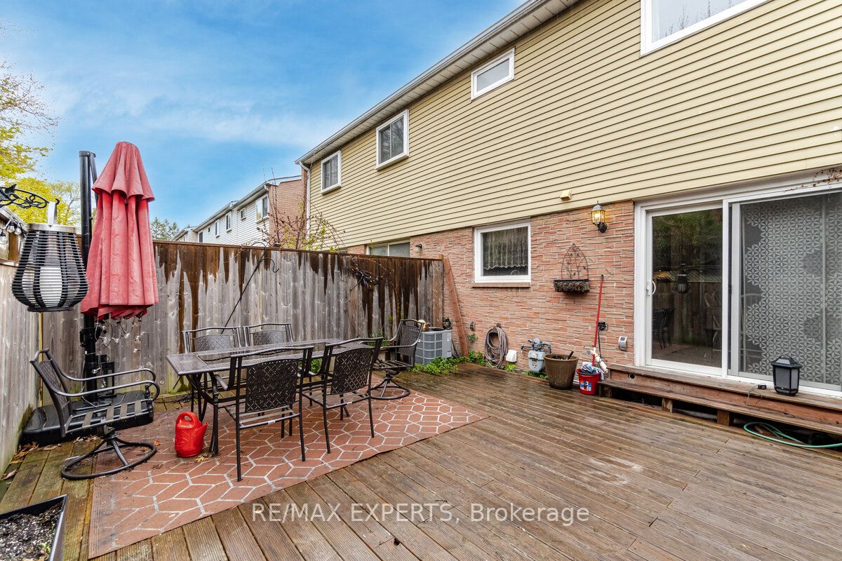 1050 Shawnmarr Rd, #49