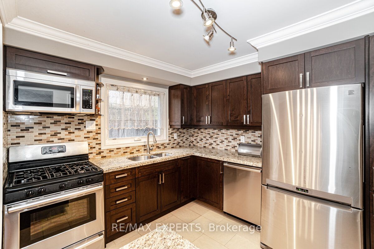 1050 Shawnmarr Rd, #49