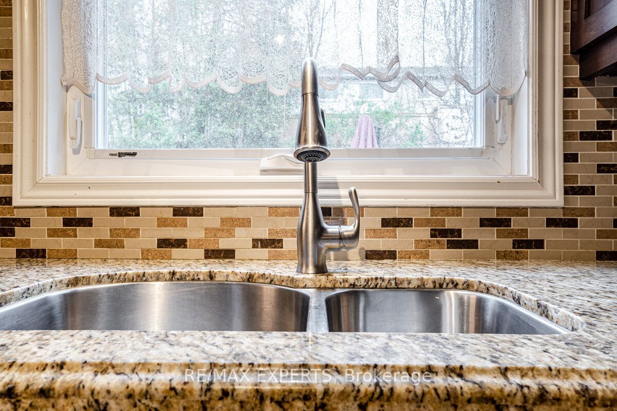 1050 Shawnmarr Rd, #49