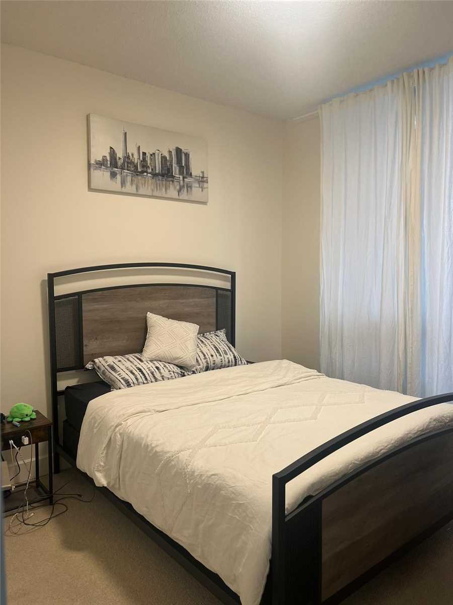 6 Eva Rd, #216
