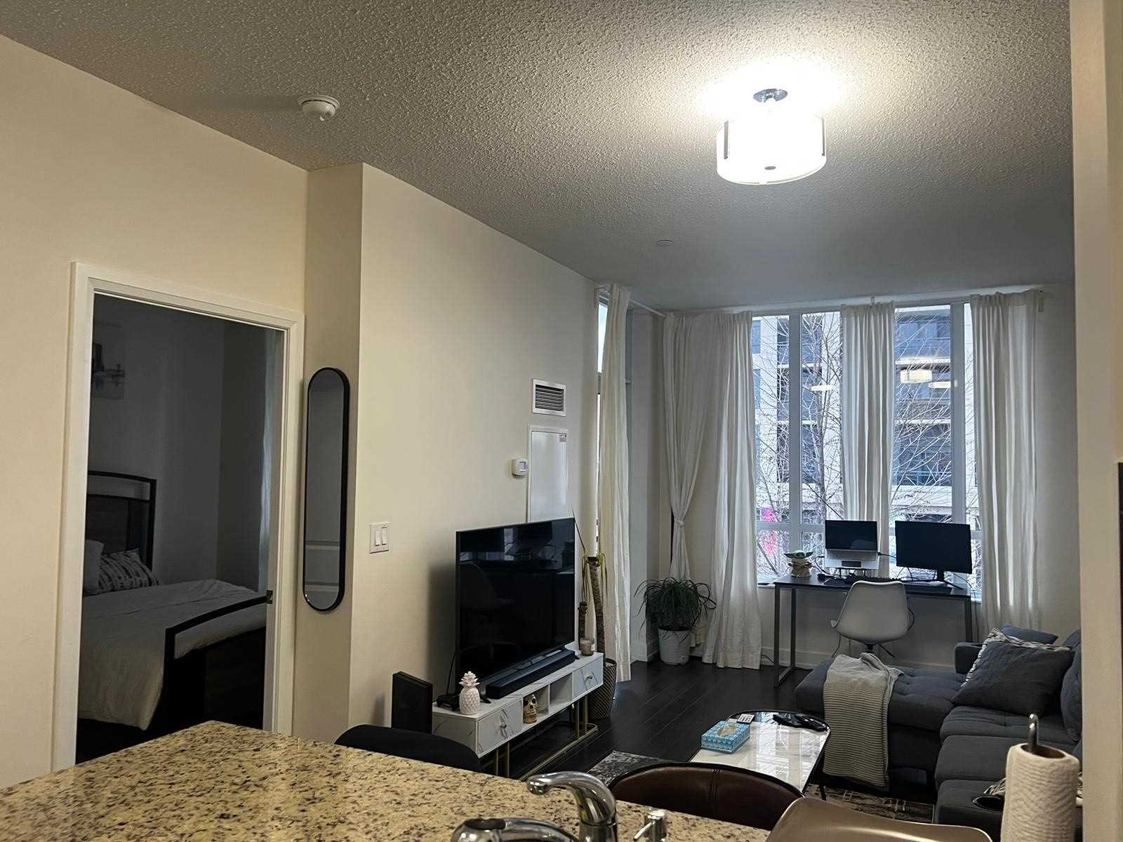 6 Eva Rd, #216