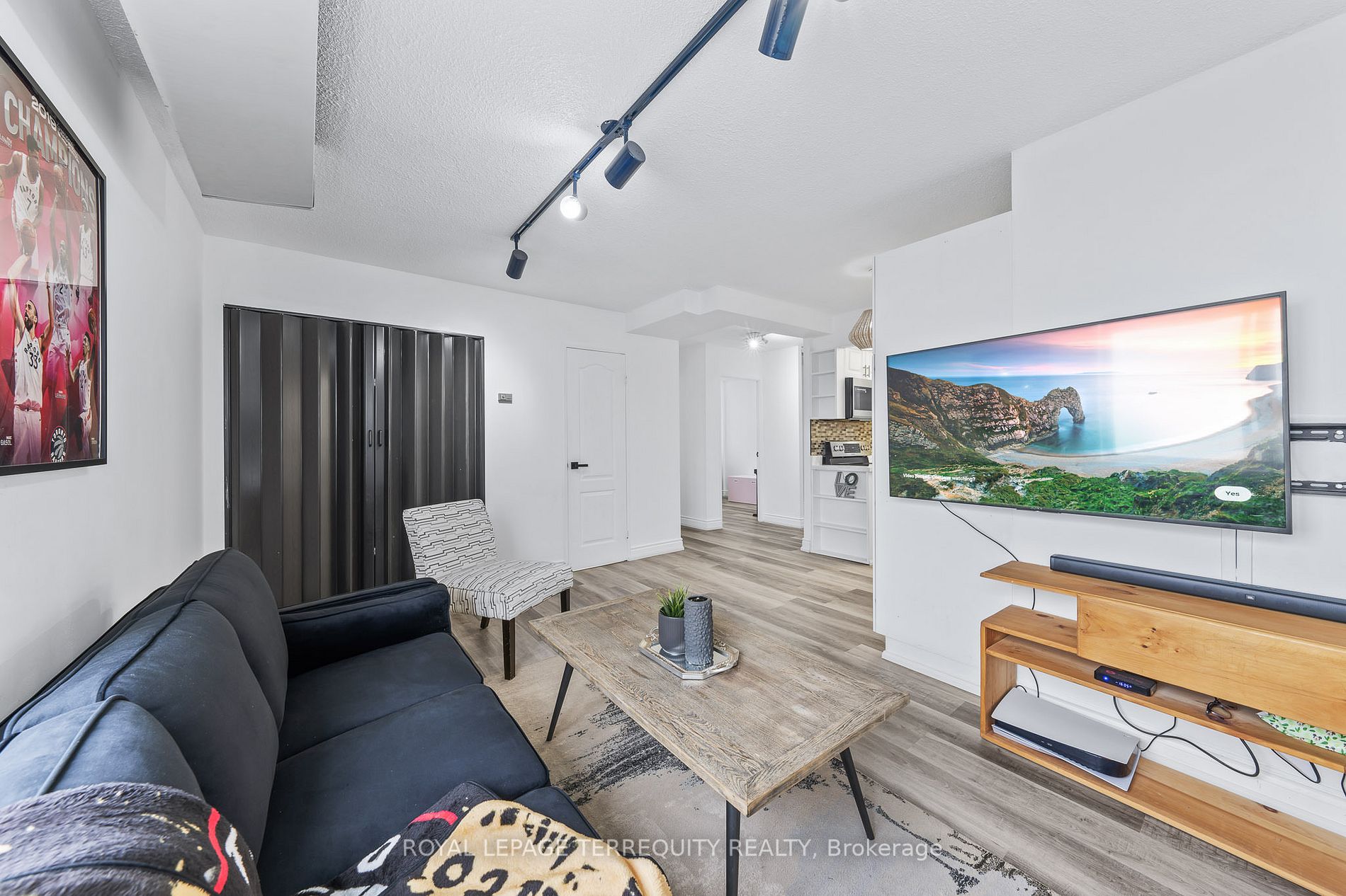 Listing W5941032 - Large Photo # 18