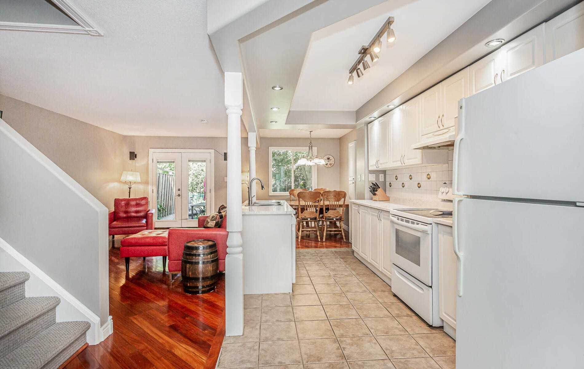 Listing W5941105 - Large Photo # 3