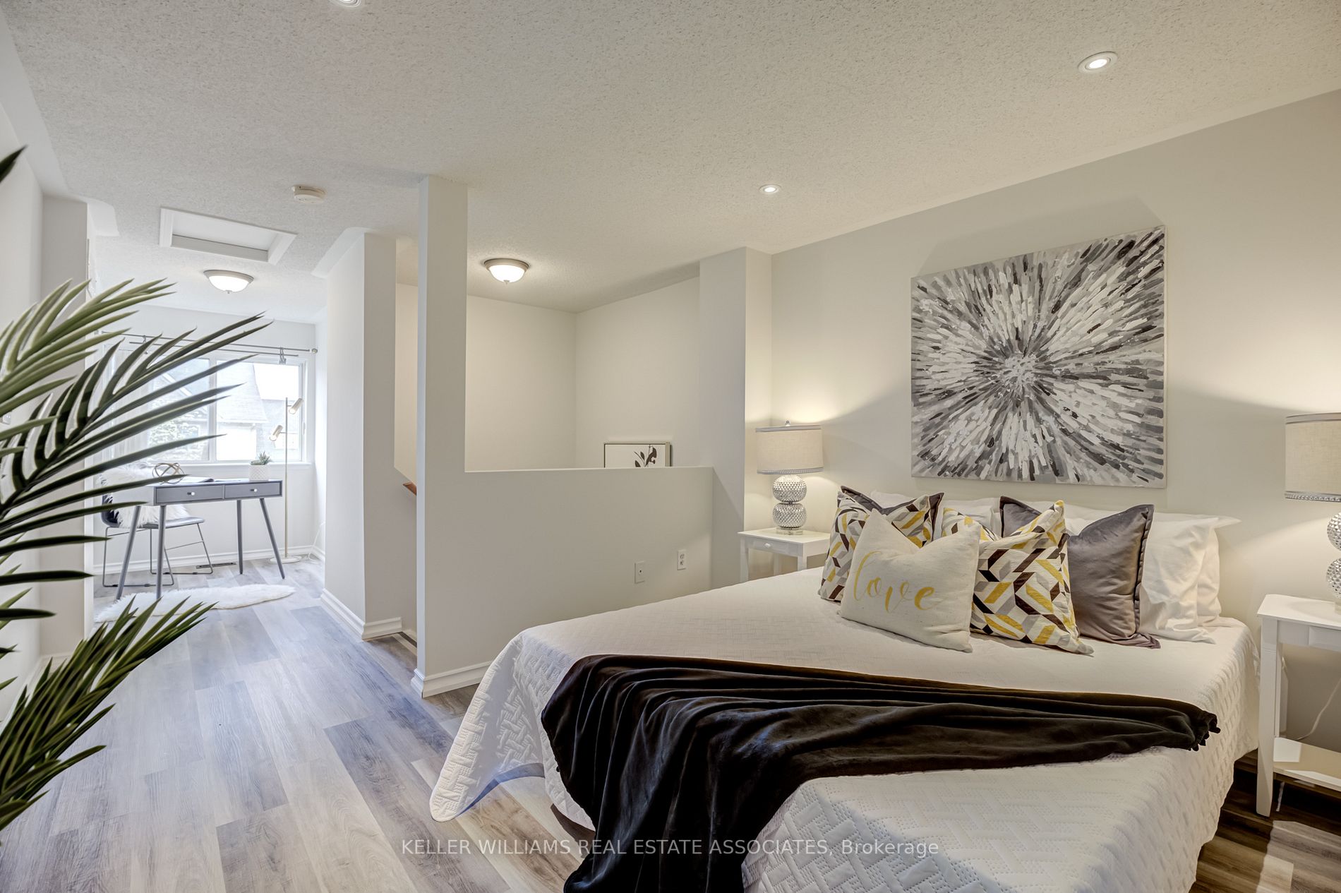 75 Strathaven Dr, #35