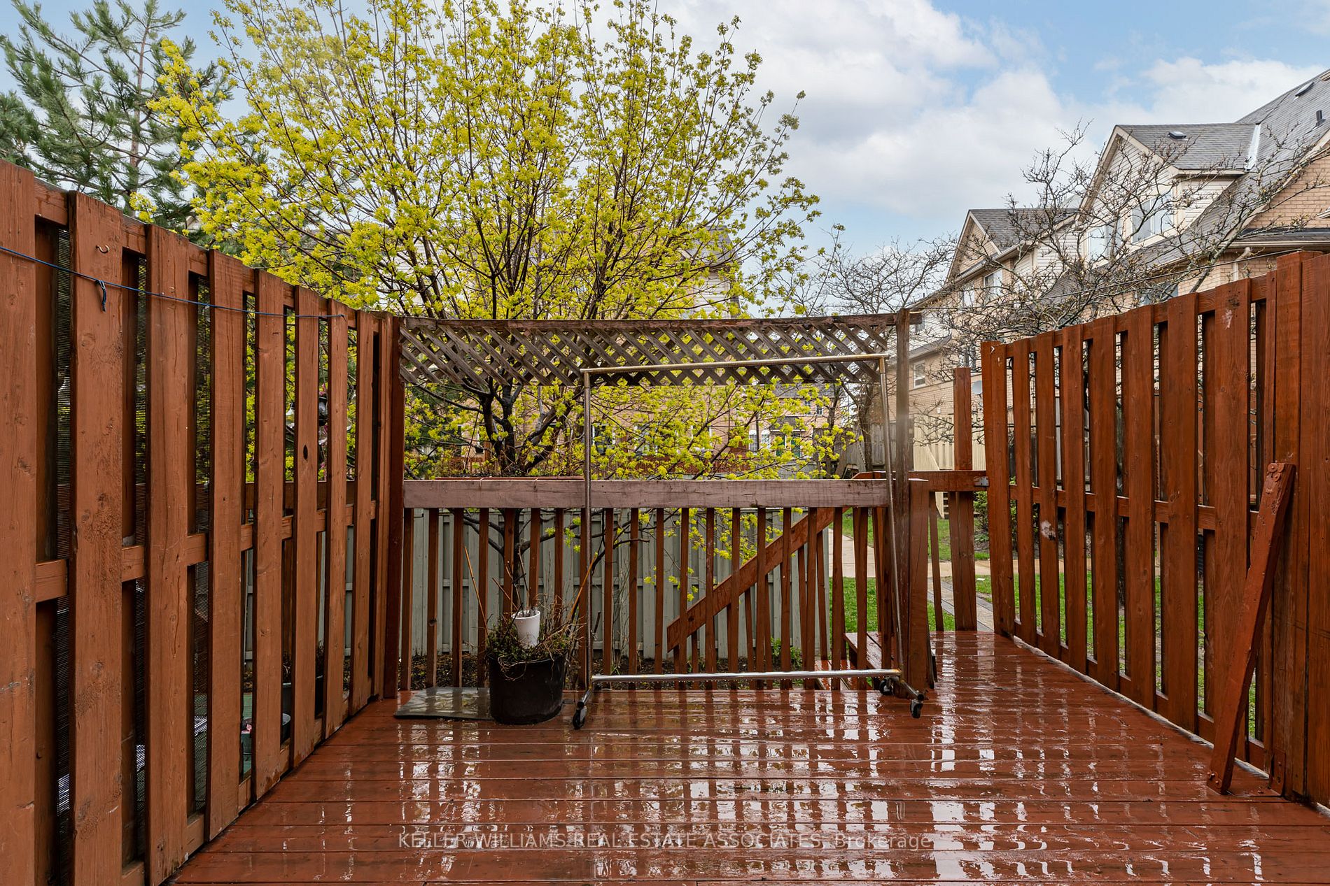 75 Strathaven Dr, #35